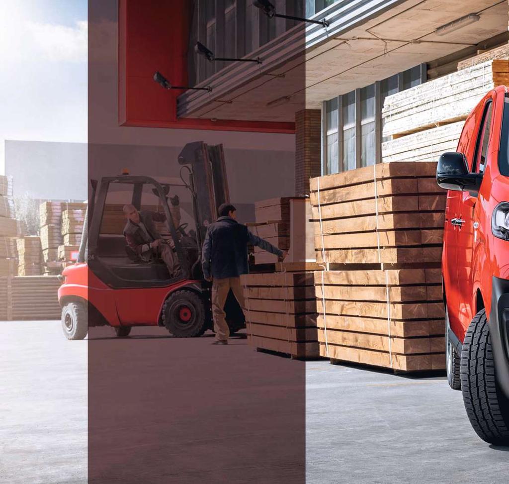 ÚJ CITROËN JUMPY KOMPAKT KOMPAKT ÉS KEZES 4,60 m AKÁR 3,30 m AKÁR 1 400 kg AKÁR 5,1 m 3 A kizárólag csak az ÚJ CITROËN JUMPY kínálatában szereplő, mindössze 4,60 m hosszú kompakt változat elsősorban
