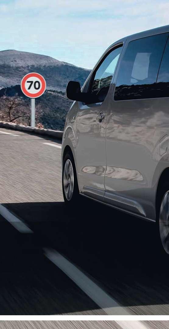 SEBESSÉGTÁBLA-FELISMERŐ RENDSZER A 2017 folyamán megjelenő sebességtábla-felismerő rendszer (a sebességtáblák leolvasása és ajánlás) tájékoztatja a vezetőt a betartandó