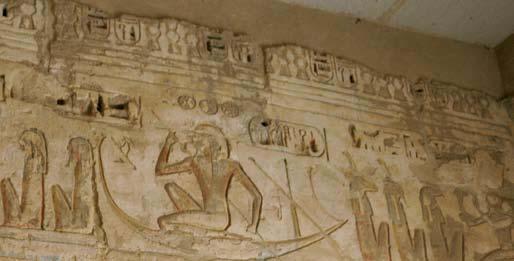 3.) De ugyanez a jel látható Medinet Habu-ban is, ahol az első dinasztiák ősi szentélye helyén III.