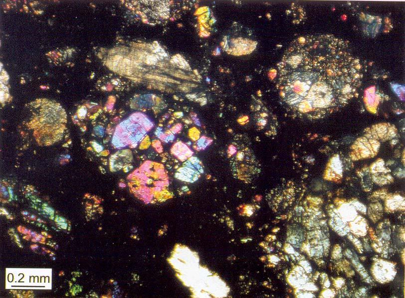 Kondrit Kőmeteorit kondrit Szenes kondritban olivin-, piroxén- es