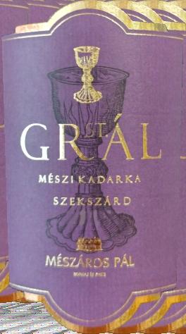 The wine owns a deep purple colour which holds out big concentration even by the vision.