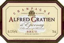 Pezsgők Sparkling Wine Alfred Gratien Brut classique champagne Alfred Gratien Pezsgőpincészet Sekte 21.900 Ft Ebben a pezsgőben mutatkozik meg a ház igazi stílusa.