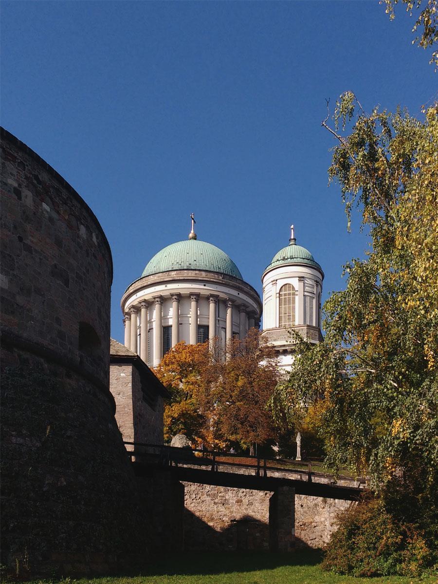 VÁROS OLVASATOK ESZTERGOM JÖVŐKÉPE A BME URBANISZTIKA TANSZÉK OKTATÓINAK KUTATÁSA