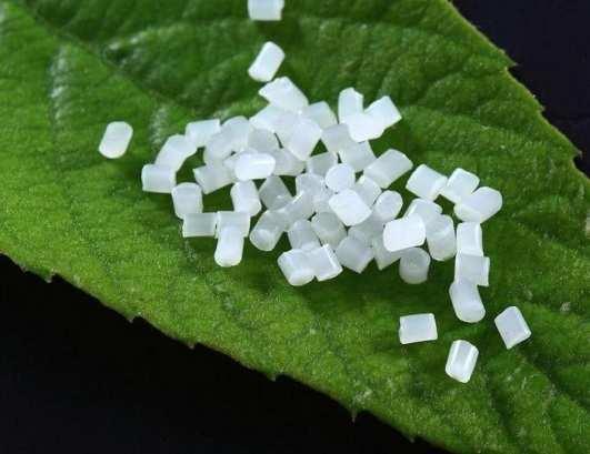 Tissue engineering Természetes polimerek Fehérjék: kollagén, zselatin, elasztin, keratin, fibrin Poliszacharidok: hialuronsav, kitin,