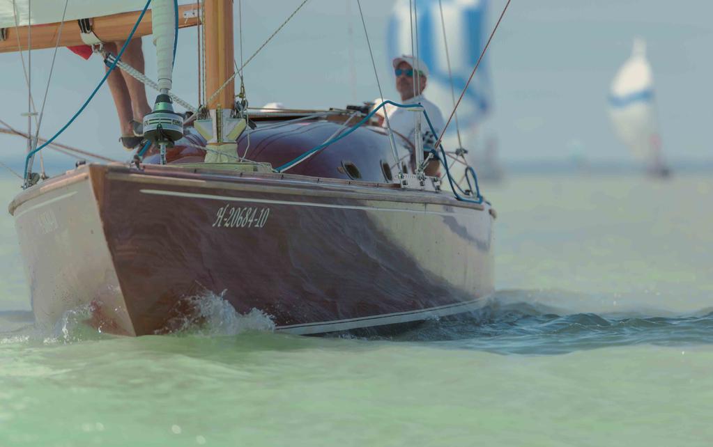 TABU A Balaton legszebben felújított 40-es cirkálója.