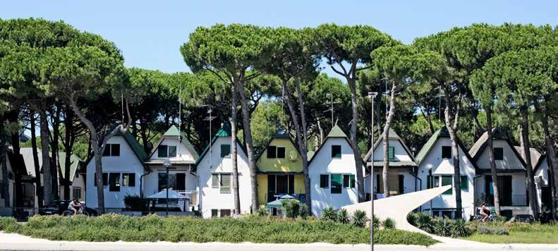 Strutture Ricettive Accommodation COMACCHIO ALBERGHI HOTELS La Comacina S Via Edgardo Fogli, 17/19 tel. 0533 311547 fax 0533 319343 info@lacomacina.