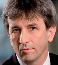 pridružuje MOL-u gdje vodi Odjel za privatizaciju. Od 1997. do 1999.