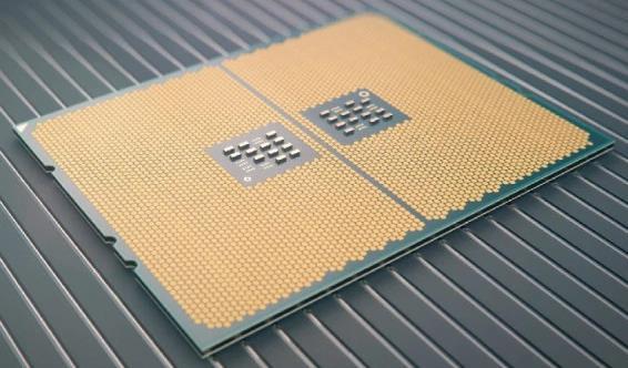 AMD Epyc A Zen architektúra (Ryzen CPU-k) szerver verziója 4 die multi-chip module 8-32 core, SMT; 8 DDR4 interfész 1 utas és 2 utas verziók