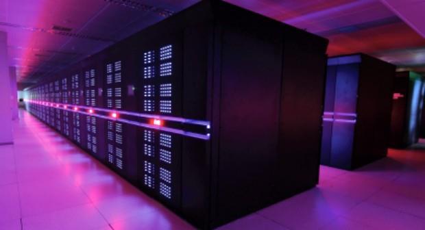 649.600 mag 1,310 TB RAM 93.014 LP TFlop/s 15.