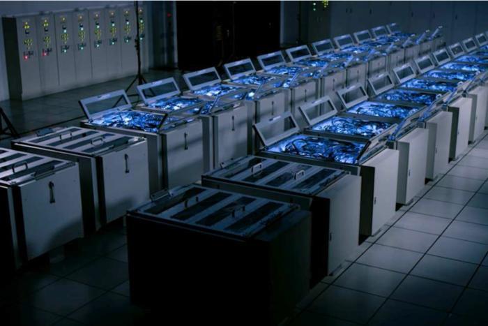 590 LP TFlop/s 2.27 MW Gyoukou Xeon D-1571 16C 1.