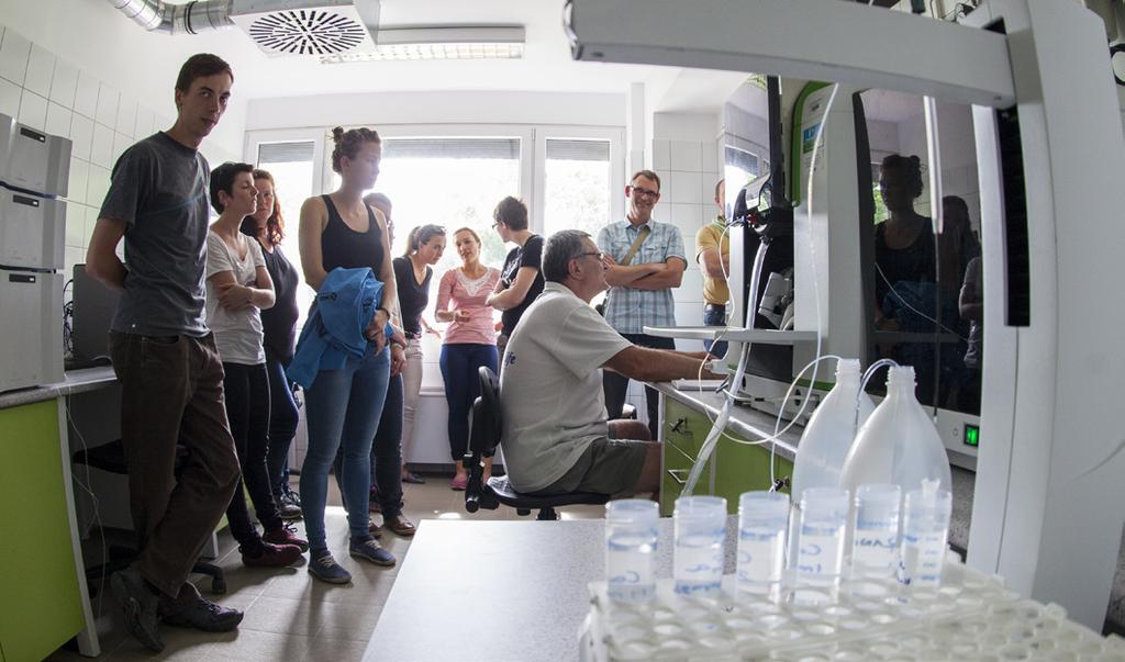 3. Unterstützung der Zusammenarbeit von Wirtschafts förderungsorganisationen, um deren Effektivität in Bezug auf die Internationalisierung des lokalen Wirtschaftssektors zu ver bessern,