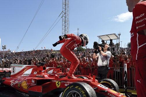 , amit talán lefordítani is fölösleges. A Hungaroring tehát újabb csatát nyert, hála a kiváló rendezésnek, és a meg-megújuló, de el nem hatalmasodó esőnek.
