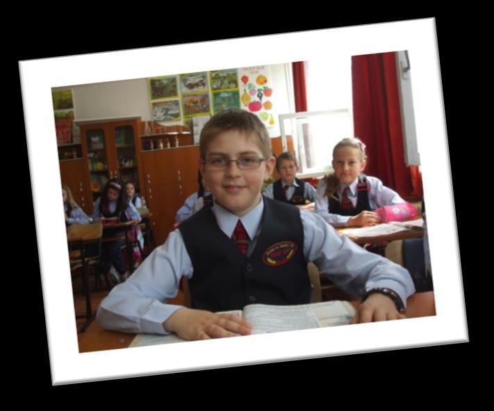 KECSKES IZABELLA Clasa a III-a B Are-n el un liceu vestit "Mihai Eminescu" e numit Ce a dat pentru întreaga lume Personalităţi cu renume. Ce are omul sfânt pe lume? O vatră unde s-a născut.