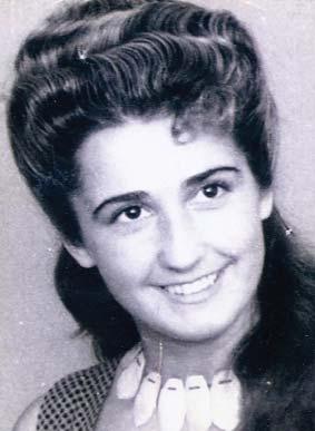 Pianista Sanda Bobescu remember Numele familiei Bobescu a onorat muzica românească începând cu secolul trecut, prin cele cinci generaţii începute cu fondatorul operetei româneşti, Aron Bobescu, fiii