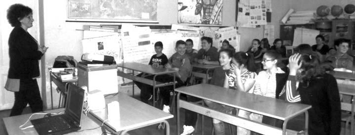 Nakon fotografisanja i odmaranja na frku, grupa se vraća istom stazom ka domu Čeples, a potom kraćom stazom ka selu Nežilovo.