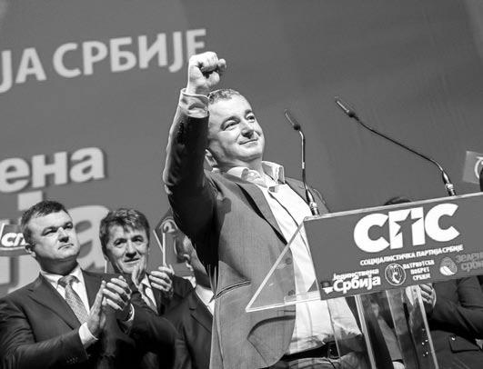 Бајатовић, кандидат СПС-а за председника Покрајинске владе каже да се СПС у Војводини определио за кампању од човека до човека, јер је кампања за покрајинске изборе у сенци републичке кампање и да је