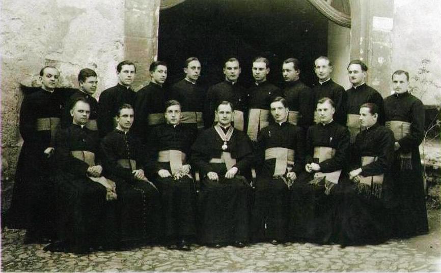 Chira Sándor spirituális 1927-ben, a történelmi