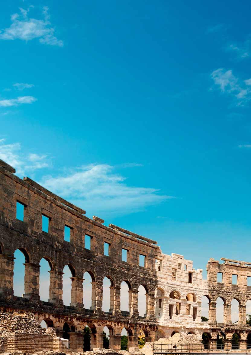 Arena, Pula Istra Rovinj DOBRODOŠLI U SVIJET BOJA, MIRISA I OKUSA Najveći poluotok Jadranskog mora, uistinu čarobna Istra, prepoznatljiva je po svojim običajima, glazbi, povijesti i arhitekturi