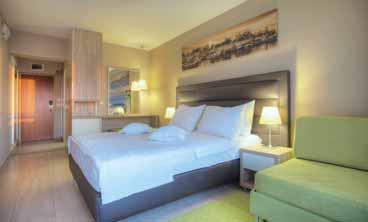 sjeverna dalmacija petrčane Hotel Pinija 4* POLOŽAJ: na šumovitom, prirodnom poluotoku 12 km od Zadra, Petrčane.
