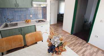 sveti filip i jakov sjeverna dalmacija Apartmansko Turističko Naselje Croatia 3* i Hotel Alba 3* Akcija 7=5, 7=6 Hotel i Depandansa Villa Donat 4*/3* POLOŽAJ:na kraju mjesta sv.