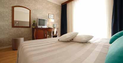 otok hvar, hvar / otok hvar, jelsa srednja dalmacija Hotel Croatia 3* POLOŽAJ: u gradu Hvaru, u borovoj šumi, pješice udaljen 10-ak