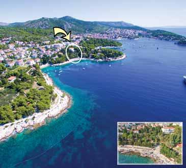 SADRŽAJI: 28 soba, recepcija, mjenjačnica, aperitiv bar, restoran, fitness, sauna, jacuzi, masaže uz doplatu, parkiralište ispred