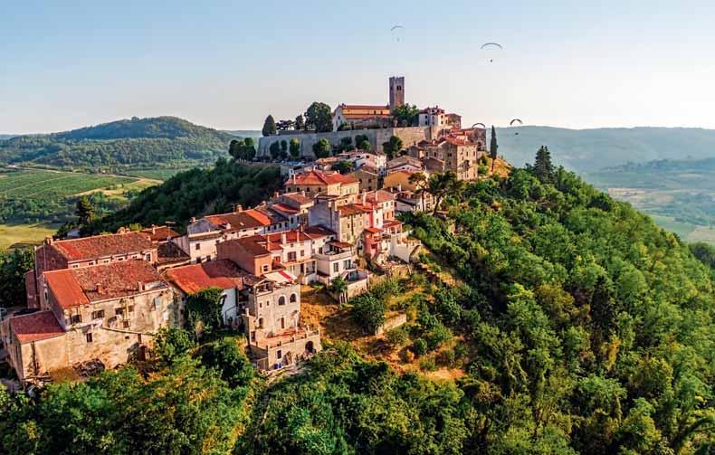 istra mini tura Vinske ceste Istre 3 dana/2 noćenja Polasci: 6.5.-8.5.2016., 10.6.-12.6.2016., 1.7.-3.7.2016., 7.10.-9.10.2016., 4.11.-6.11.2016. 1. dan: ZAGREB - LIVADE - MOTOVUN - MOMJAN - UMAG Polazak u 8:00 h s dogovorenog mjesta.