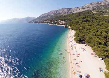 SOBE: moderno uređene, klimatizirane, tuš/wc,sušilo za kosu, sef, SAT TV, mini bar, radio, telefon, balkon, većina soba je okrenuta prema