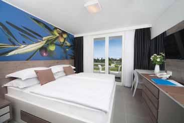 Gosti smješteni u depandansama koriste sve sadržaje u hotelu, fitness, Wi-Fi besplatno. SOBE U HOTELU I DEPADANSI: kada/tuš/wc, klima uređaj, LCD SAT TV, sušilo za kosu. USLUGA: all inclusive.