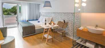 SADRŽAJI: sadržaji hotela su prilagođeni samo osobama starijim od 18 godina, hotelsko naselje sa 300 soba i suiteva, A la carte restoran, recepcija s aperitiv barom,
