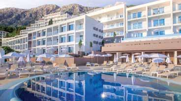 SOBE: moderno uređene sobe, tuš/ WC, Flat SAT TV, sušilo za kosu, telefon, sef, klima uređaj, mini bar. Suite sobe imaju balkon ili terasu. USLUGA: all inclusive.