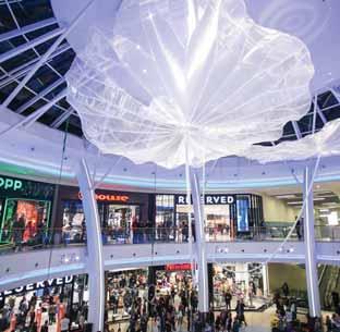 Zagreb shopping iskustvo bez premca - dobro došli u Arena Centar! Uživate u shoppingu? S Arena Centrom ste na pravom mjestu.