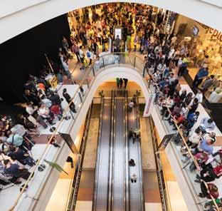 U centru se smjestila impresivna lista vrhunskih brandova uključujući najveće maloprodajne lance Inditex/ Zara, H&M i LPP, no i Marc Jacobs, See by Chloe, Liu Jo, Michel Kors, Armani, Burberry, Paul