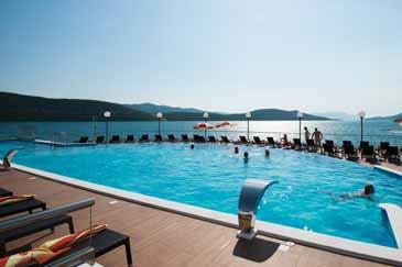 SADRŽAJI: 380 soba, recepcija, 4 restorana, 2 cafe bara, coctail bar,
