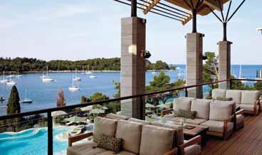 SADRŽAJI: luksuzni boutique hotel; recepcija, 98 soba i 15 hotelskih suiteva, dva fi ne dining restorana, pool bar, lobby bar, Mulini beach bar, upotreba wellness i spa zone Art Wellness centar