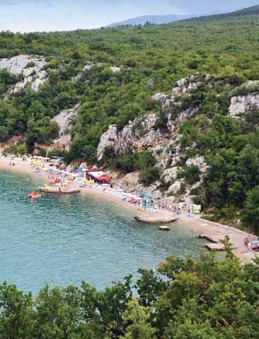 klimatizirani restoran, aperitiv bar, internet korner u baru uz doplatu, Wi-Fi, nečuvano besplatno parkiralište.