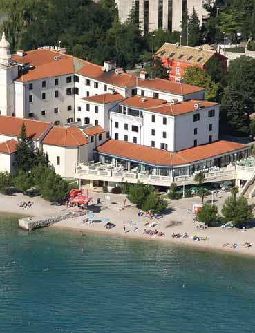 USLUGA: polupansion; bife doručak i večera + piće uključeno uz večeru.