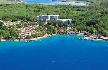 SADRŽAJI: recepcija, ukupno 375 soba, potpuno klimatizirani hotel, restoran, dječji kutak u restoranu, lobby bar, suvenirnica, kongresna