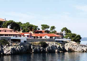 tonifi kaciju, hidratizaciju kože tijela, smanjenje obujma i sl), svijet masaža (terapeutske i relax masaže, aromaterapija, tematske masaže), Spa zona (fi nska, bio i turska sauna, hammam, whirlpool,