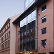 Hotel Ambra****, Budapest A Hotel Ambra**** négy csillagos szálloda a Kis Diófa utcában.