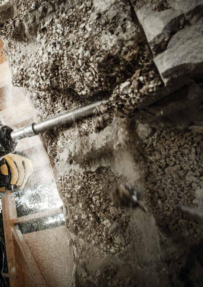 2018 októberi hatállyal a Hitachi Koki Co., Ltd. márkaneve HITACHI-ról HiKOKI-ra változik Márkanév megváltozása 2018. okt.-i hatállyal Új, nagyszabású nemzetközi növekedési stratégiájával összefüggésben anyavállalatunk, a Hitachi Koki Co.