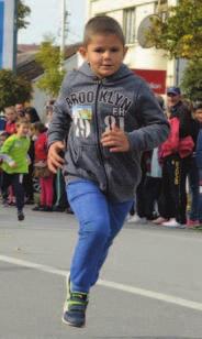 hemije i fizike, u vrednosti od oko 100.000 dinara, a kako je naglasio, tokom leta iz budžeta je izdvojeno oko 600.