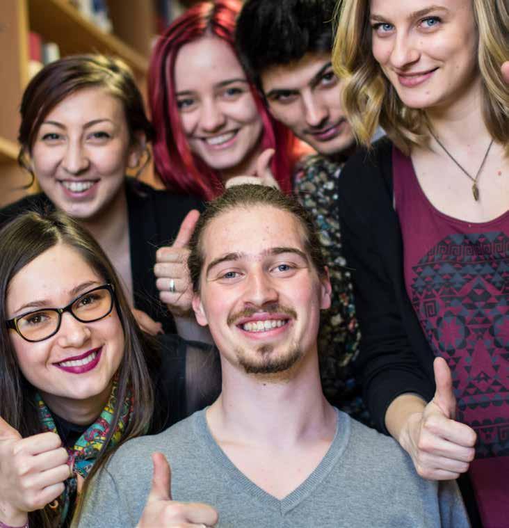 Numărul de studenţi ai UBB, în continuă creştere Într-o perioadă în care concurenţa între universităţi devine din ce în ce mai severă, numărul bobocilor care trec pragul Universităţii Babeş-Bolyai