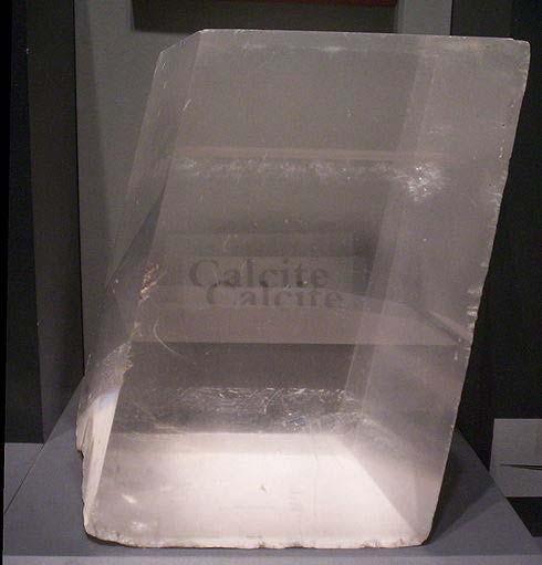 KalcitKalcit Kalcit (CaCO 3 ) a karbonátok és az élő szervezetek vázának ásványa Karbonát Courtesy of