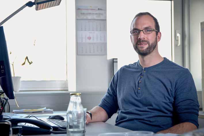 Martin Röhrs Titel: Position: Eintritt: Spezialgebiete: Produkte: Bachelor of Engineering Entwicklungsingenieur 2016 als Entwicklungsingenieur Simulation (CFD, FEM, Magnetfeld) Getriebesteller-