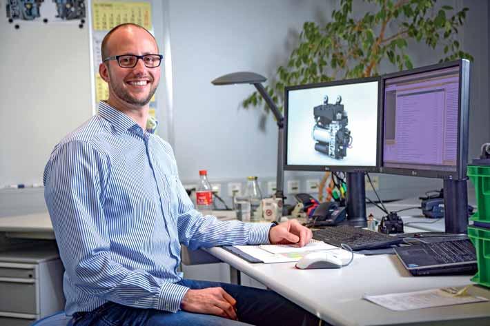 Sebastian Westphal Titel: Bachelor of Engineering Position: Entwicklungsingenieur Eintritt: 2010 als Entwicklungsingenieur Spezialgebiete: CFD Simulation, Arbeitskreis KVP/BVW Prozessinhaber: