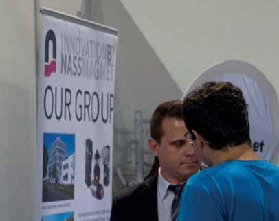 Fotos : Péter Turós Die Jobmesse bot sowohl den arbeitsplatzsuchenden Besucherinnen und Besuchern als auch den ausstellenden Unternehmen eine gute Gelegenheit, sich vorzustellen und rund um die