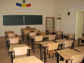 mijloacele de care dispune, acolo unde se găseşte.
