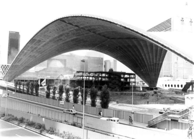 Centre des Nouvelles Industries et Technologies Parizs, Défense, 1958, Robert Camelot, Jean de Mailly, Bernard Zehrfuss építészek, Jean Prouve homlokzat, szerkezet:
