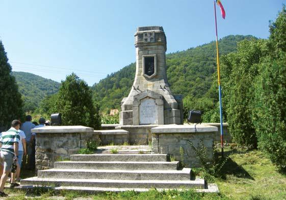 László-emlékek) - Ki - rályhágó (rövid pihenõ) - Kalo ta szent - király - szál lás a Gyi me sek ben. 2. nap: Reggeli után utazás az Ezer - éves határra.